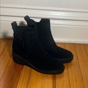 Dolce Vita Black Ankle Booties